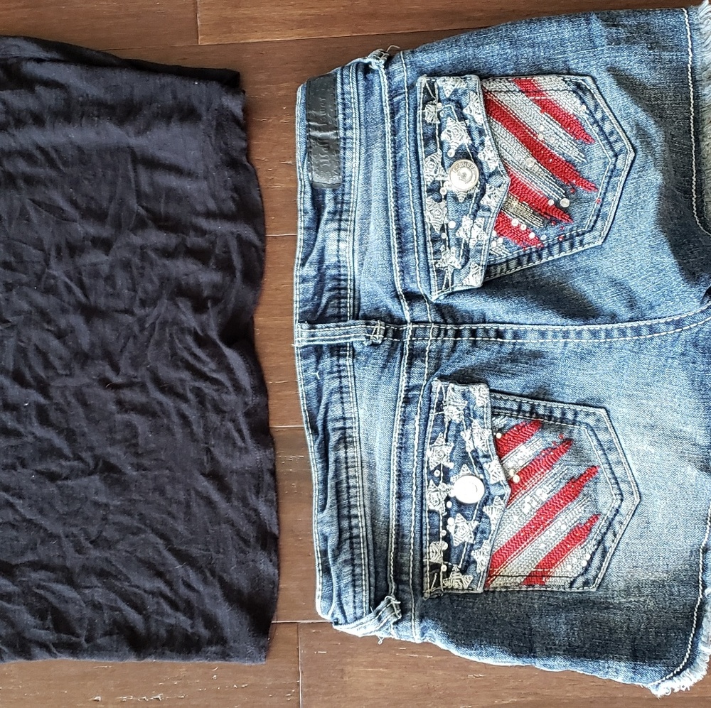 Patriotic shorts & strappy black tank